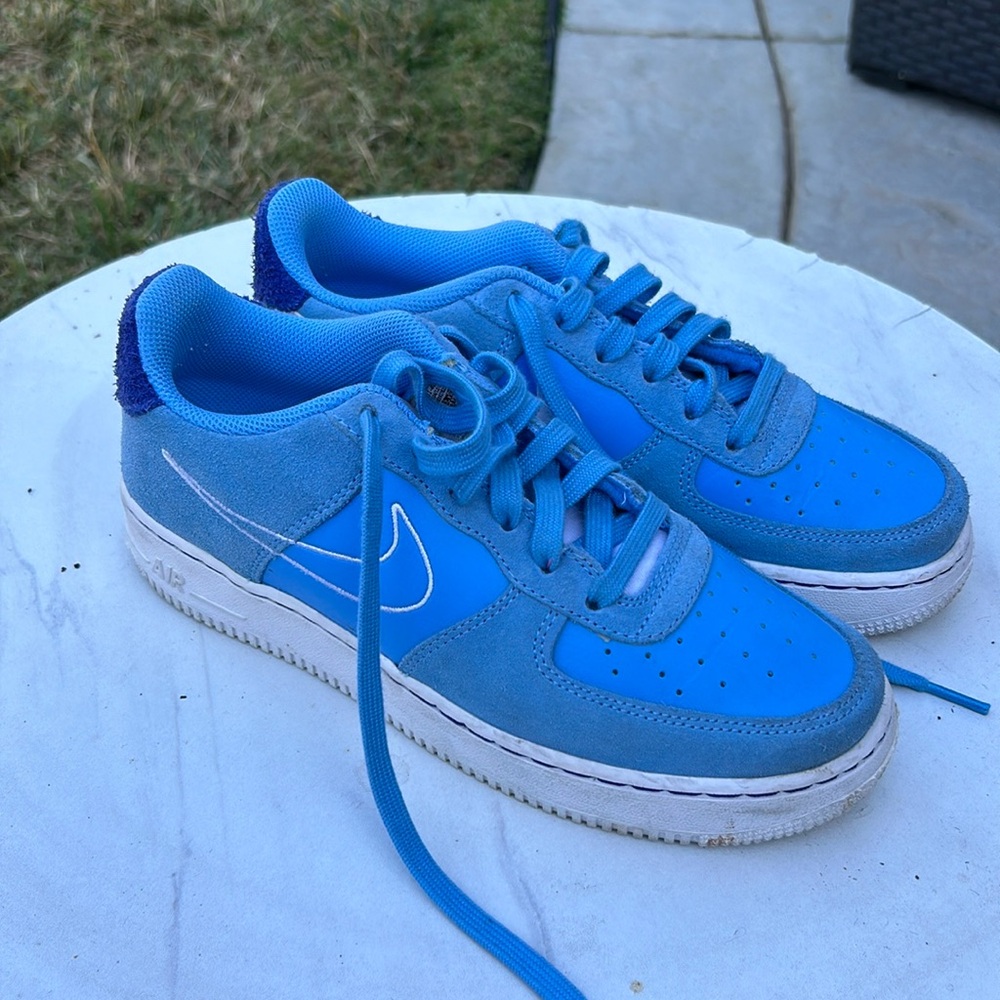 Air Force 1 '07 Lv8 'First Use - University Blue' - image 2